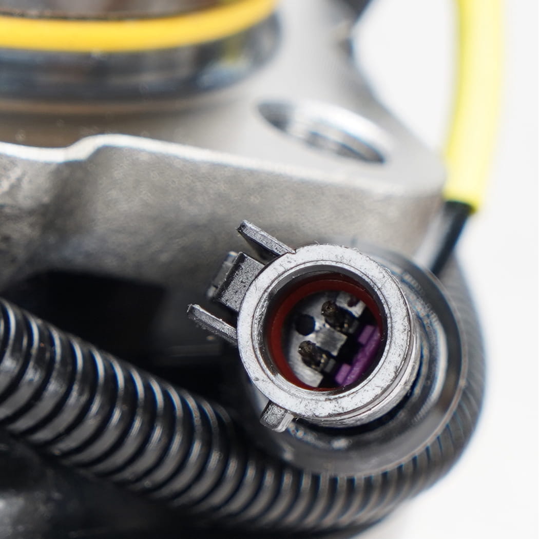 HanHub 515083 Hub de roue avant et ensemble de roulements compatibles avec F-450 Super Duty F-550 Super Duty Remplace SP940202 BR930639 7C3Z1104E 6C3Z1104EA 10-LUG