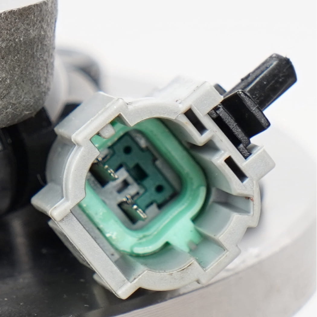 HANHUB 515125 Le moyeu de roue avant et l'ensemble de roulement compatible avec QX56 Armada Titan remplace BR930829 SP500703 40202-ZR00B 40202-ZR40A 40202-ZR40B 6-LUG