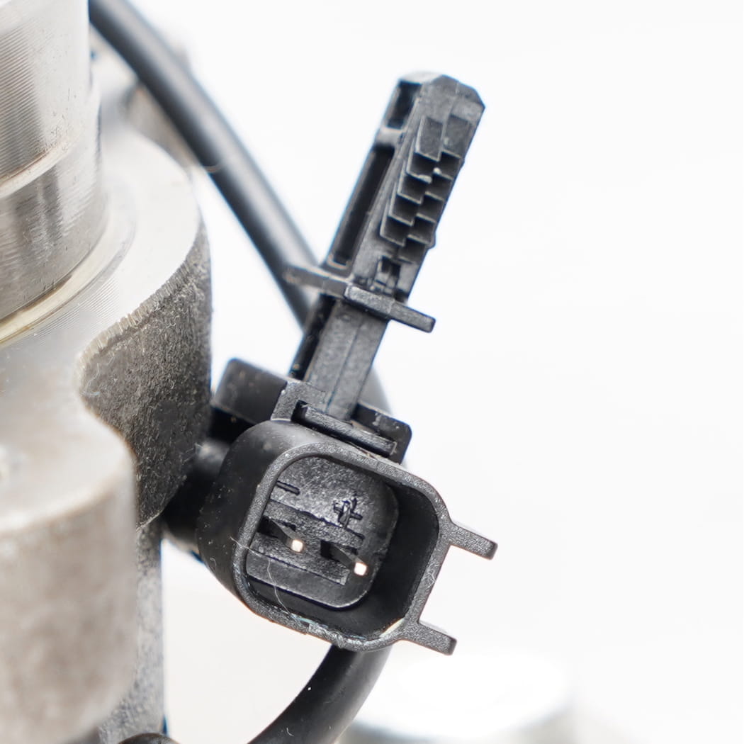 HanHub 515144 Hub de roue avant et ensemble de roulements compatibles avec Chevy Silverado 3500 HD Sierra 3500 HD remplace 25807422 FWB1133 BR930826 SP620302 23203924 8-LUG